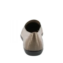 Flats><noscript><img width=