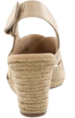 Sandals|Heels><noscript><img width=