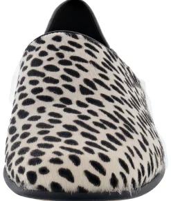 Flats|Casual><noscript><img width=