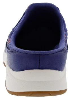 Walking><noscript><img width=