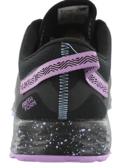 Walking|Casual><noscript><img width=