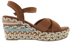 Heels><noscript><img width=