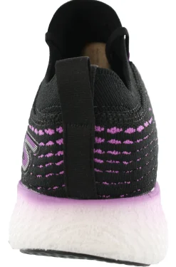 Walking|Casual><noscript><img width=