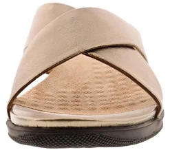 Slippers|Sandals><noscript><img width=