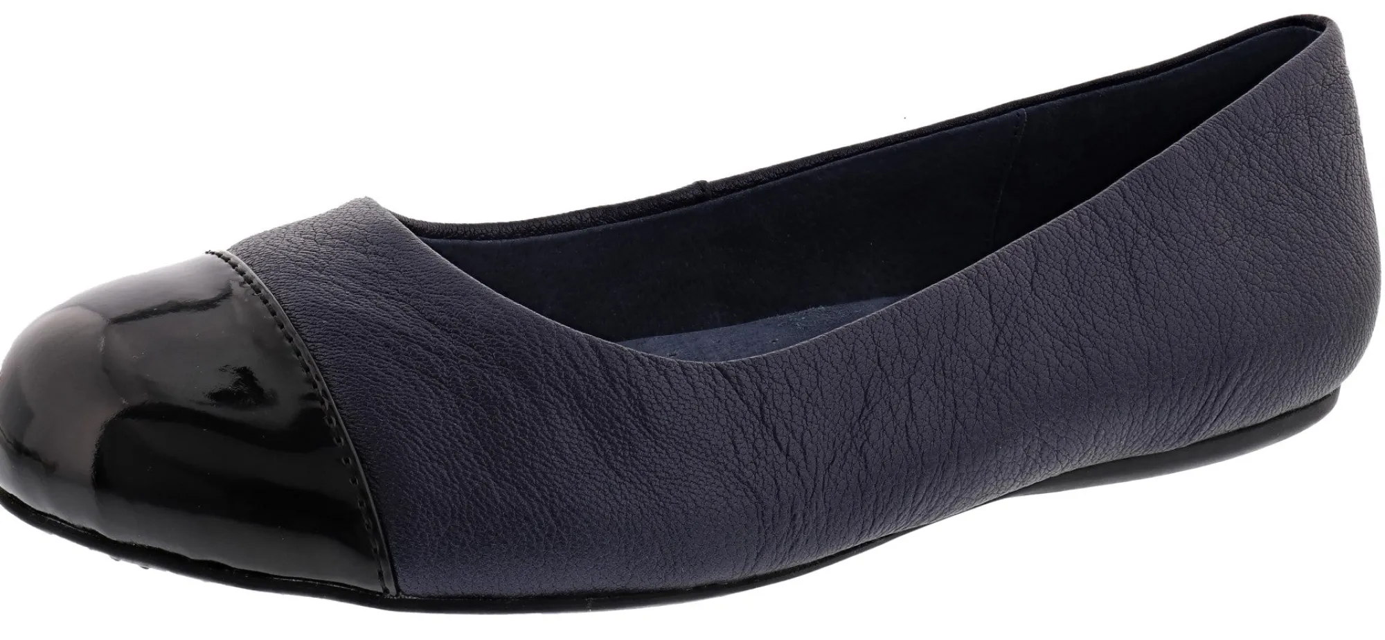 Casual>Softwalk Women's Napa Narrow Width Slip On Ballerina Flats