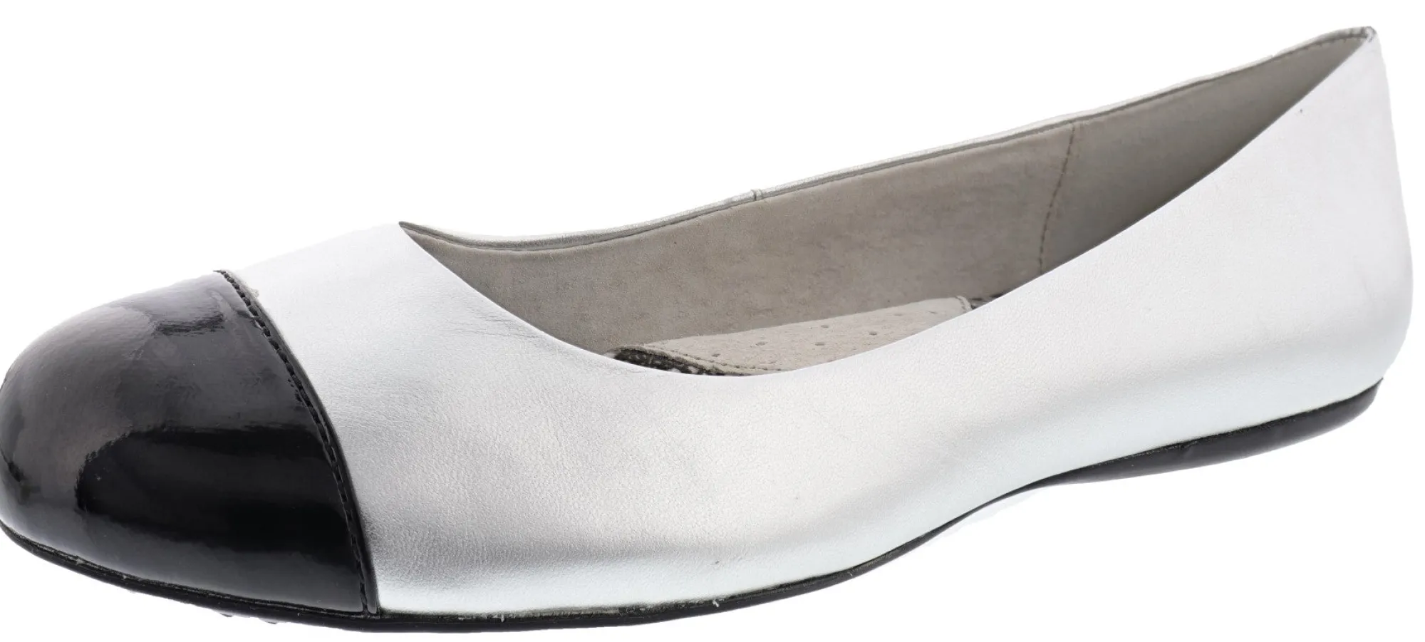 Casual>Softwalk Women's Napa Narrow Width Slip On Ballerina Flats