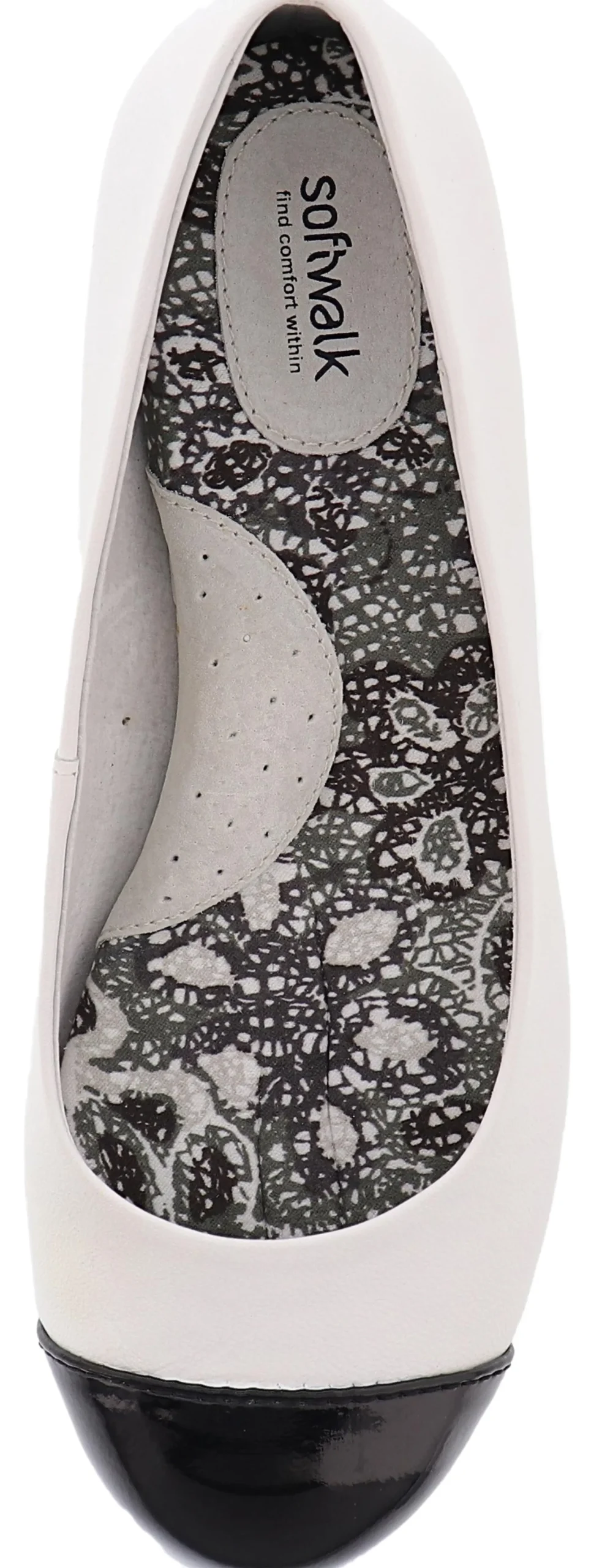 Casual>Softwalk Women's Napa Narrow Width Slip On Ballerina Flats