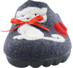 Slippers><noscript><img width=